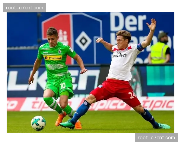 斯图加特4-0大胜汉堡 积分追平莱比锡并列第三